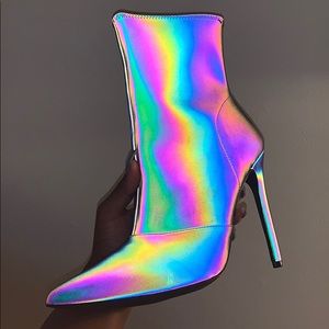 Steve Madden Whimsy Metallic Booties